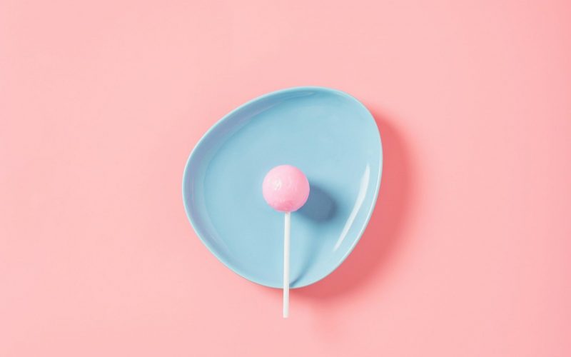 photo-1567653418876-5bb0e566e1c2